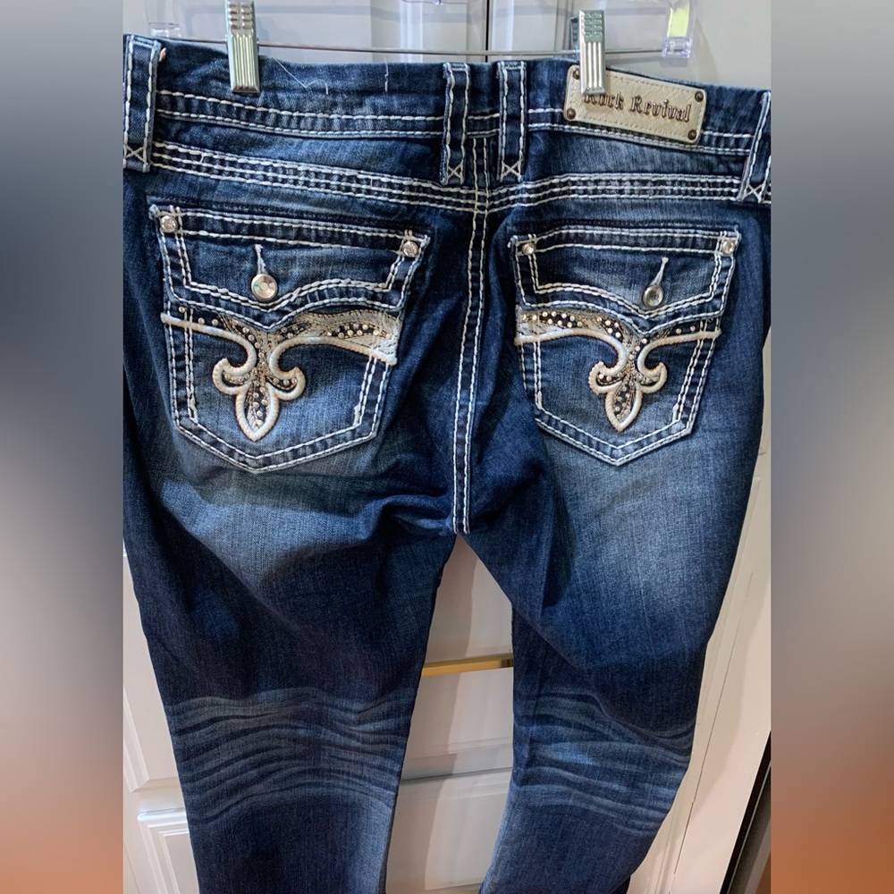 Rock Revival Avery Jeans